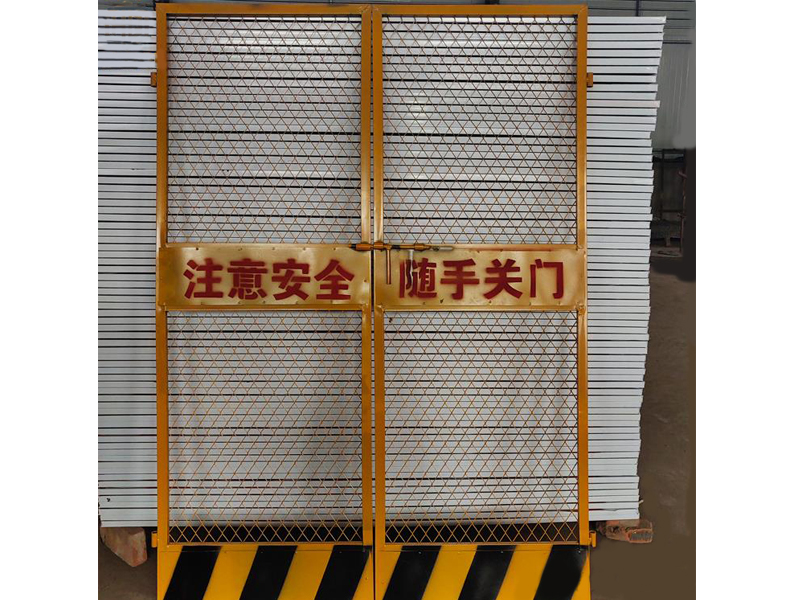 鋼板網井口防護門